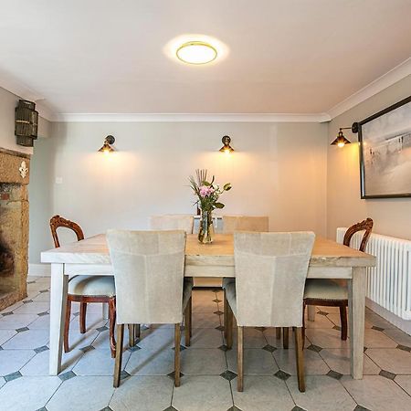 The Belle - A Lovingly Converted Grade II Listed Home From Home In 贝克韦尔 外观 照片