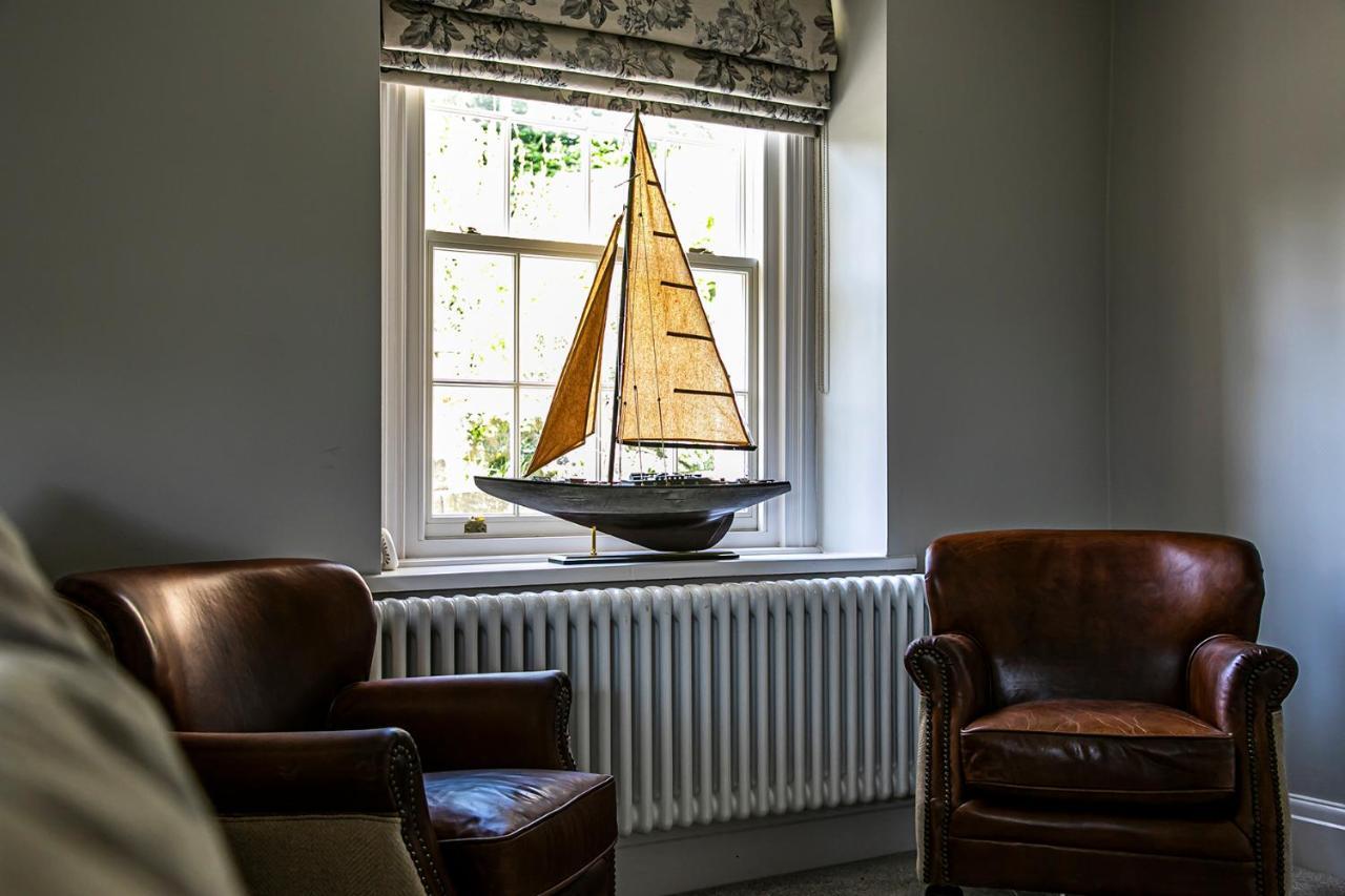 The Belle - A Lovingly Converted Grade II Listed Home From Home In 贝克韦尔 外观 照片